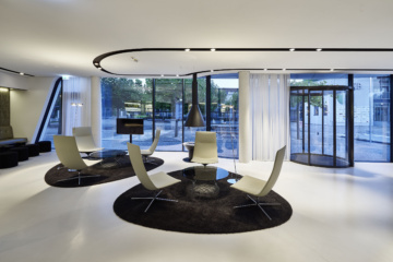 Modern lobby with a minimalist design at the Hotel Campus at Home near Munich.